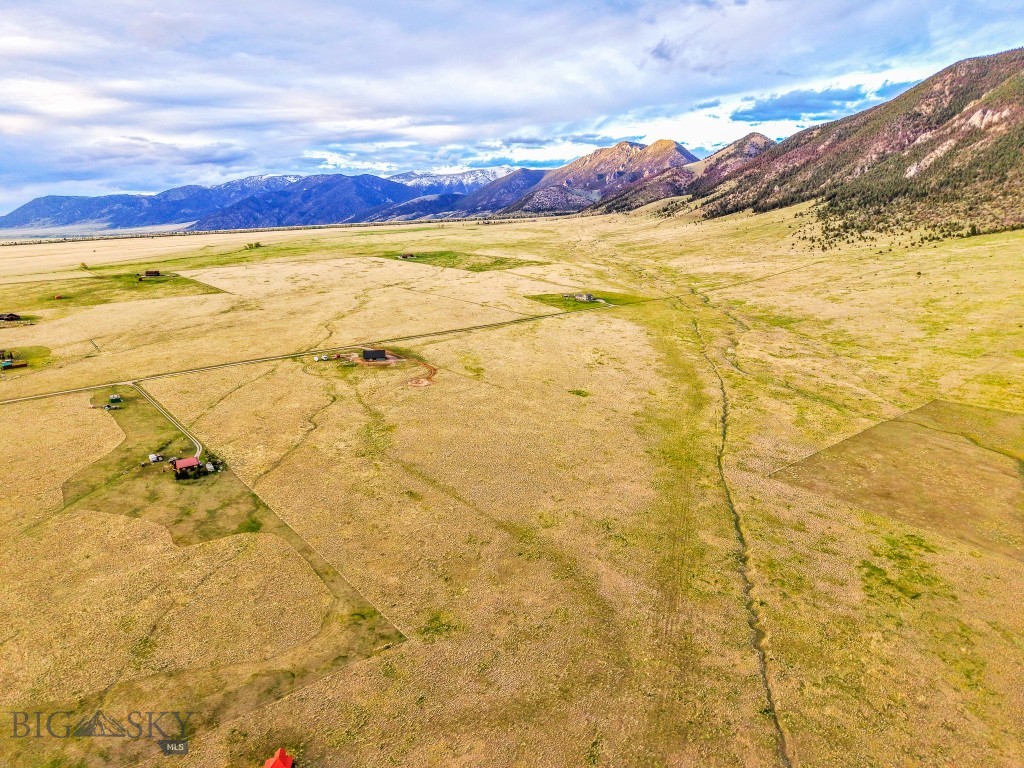 Mustang Ranches - Land