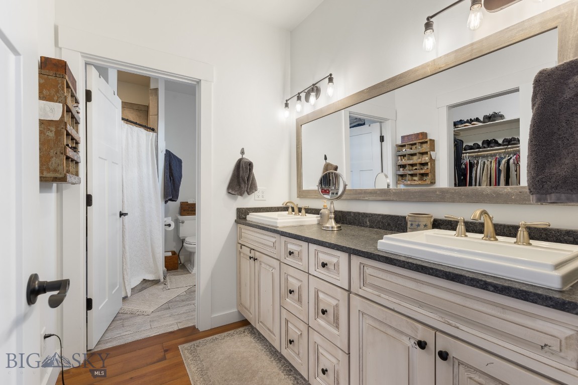 Bozeman, Montana 59718, United States, 3 Bedrooms Bedrooms, ,2 BathroomsBathrooms,Residential,Contingent,41897