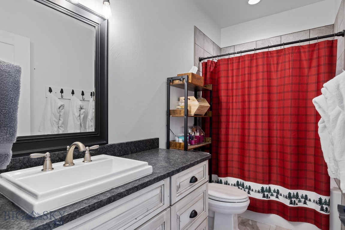 Bozeman, Montana 59718, United States, 3 Bedrooms Bedrooms, ,2 BathroomsBathrooms,Residential,Contingent,41897