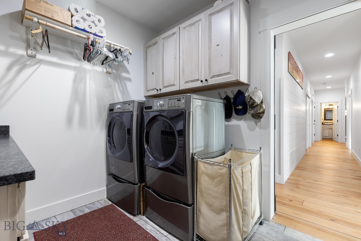 Bozeman, Montana 59718, United States, 3 Bedrooms Bedrooms, ,2 BathroomsBathrooms,Residential,Contingent,41897