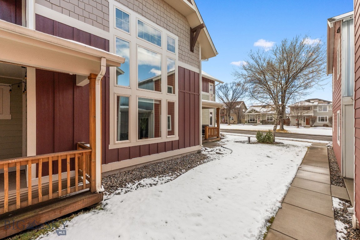 2272 Gallatin Green B