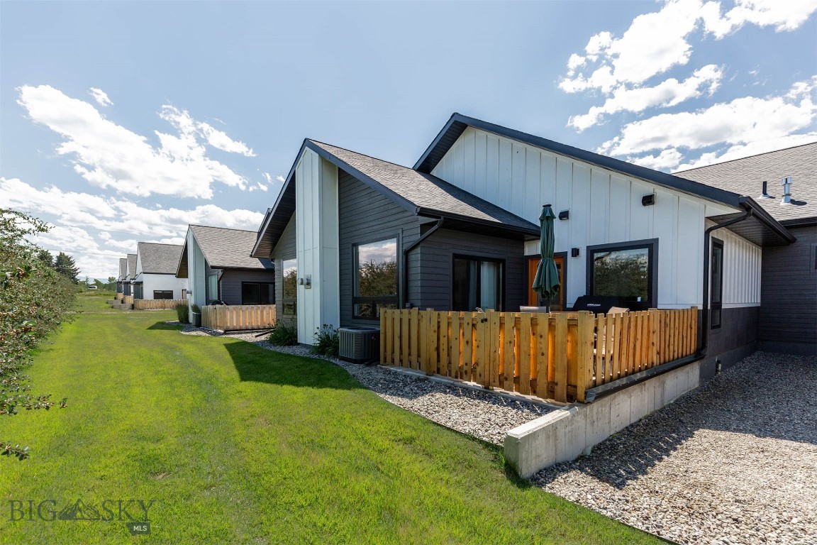 Middle Creek Parklands - Residential