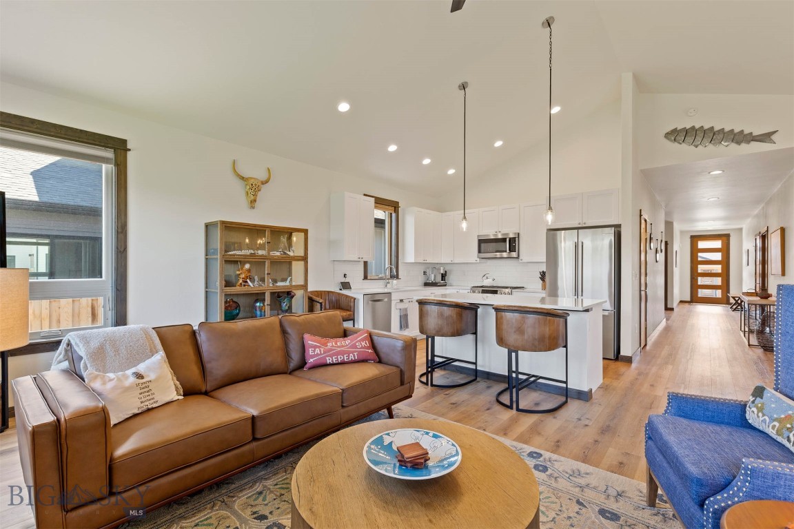 Middle Creek Parklands - Residential