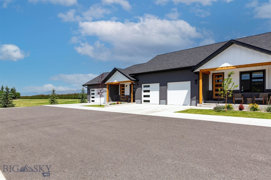 Middle Creek Parklands - Residential