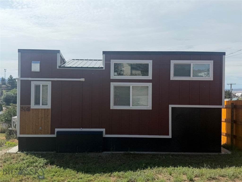 306 E Larime Street