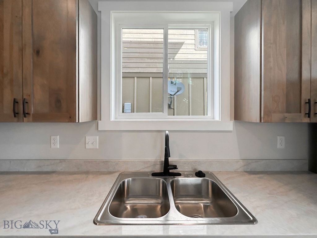 Walton Homestead - Residential