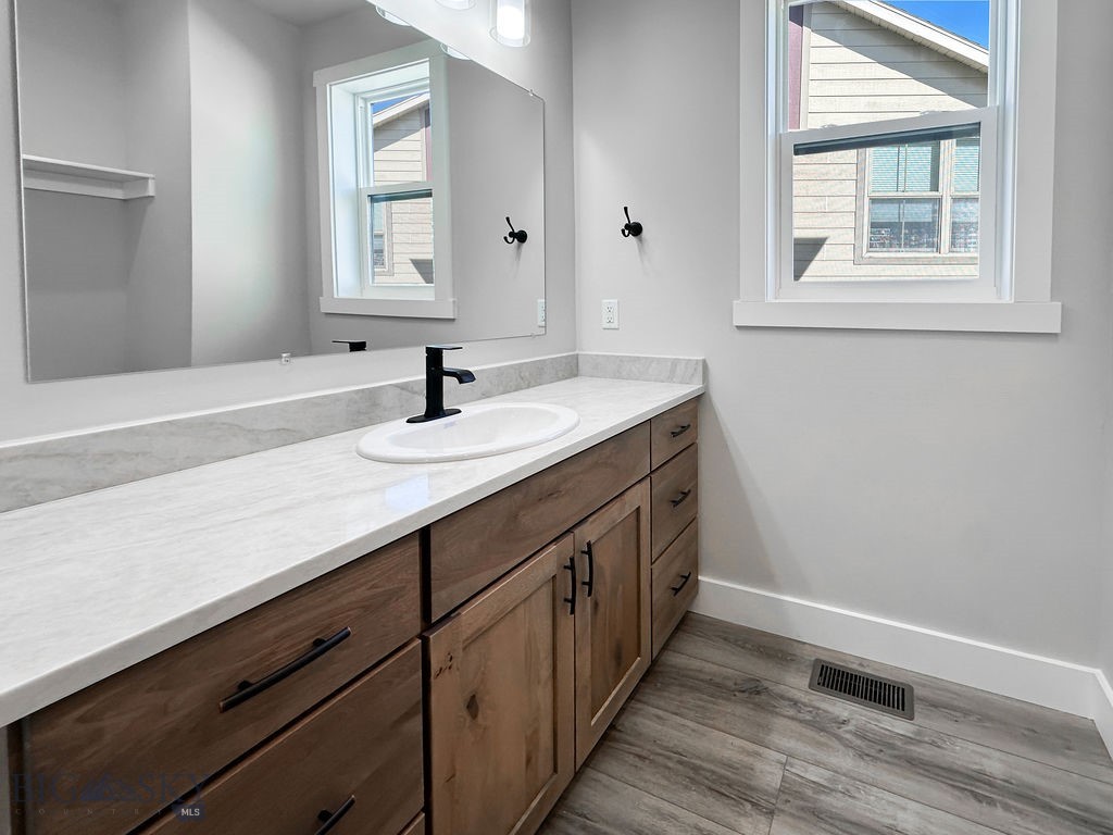 Walton Homestead - Residential