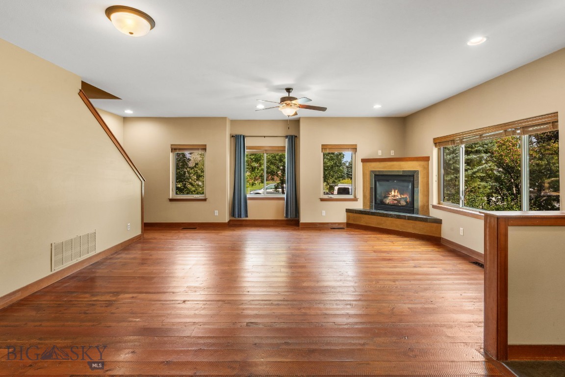 Laurel Glen - Residential