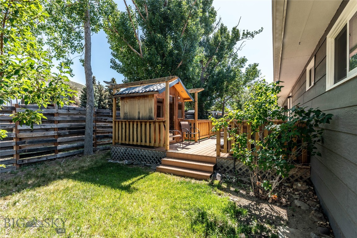 Sportsmans Retreat - Residential