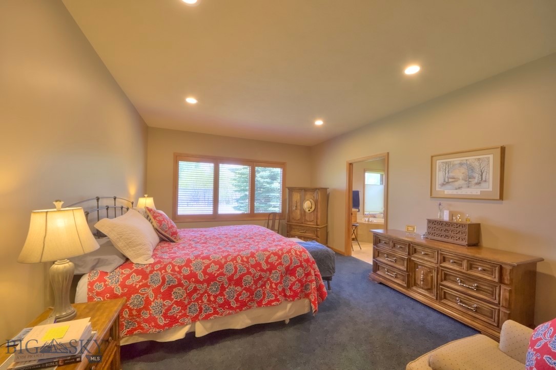 South Meadow Condos - Residential