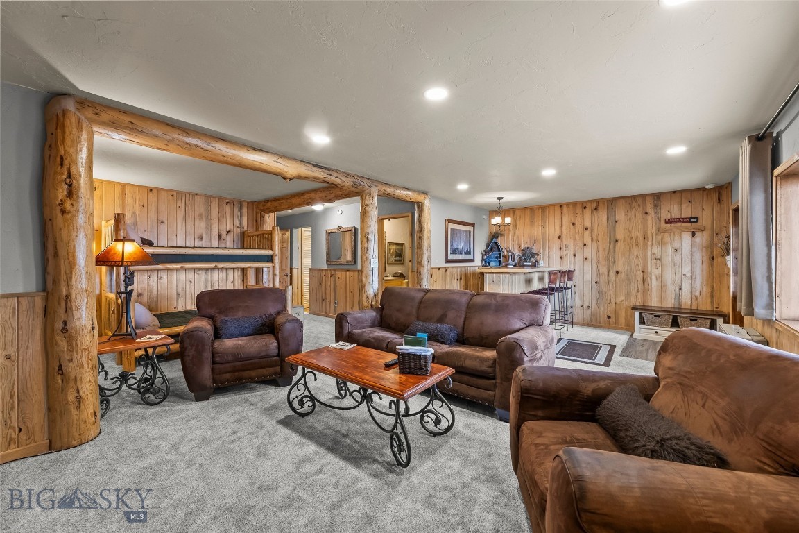 Shining Mountain Unit II - Residential