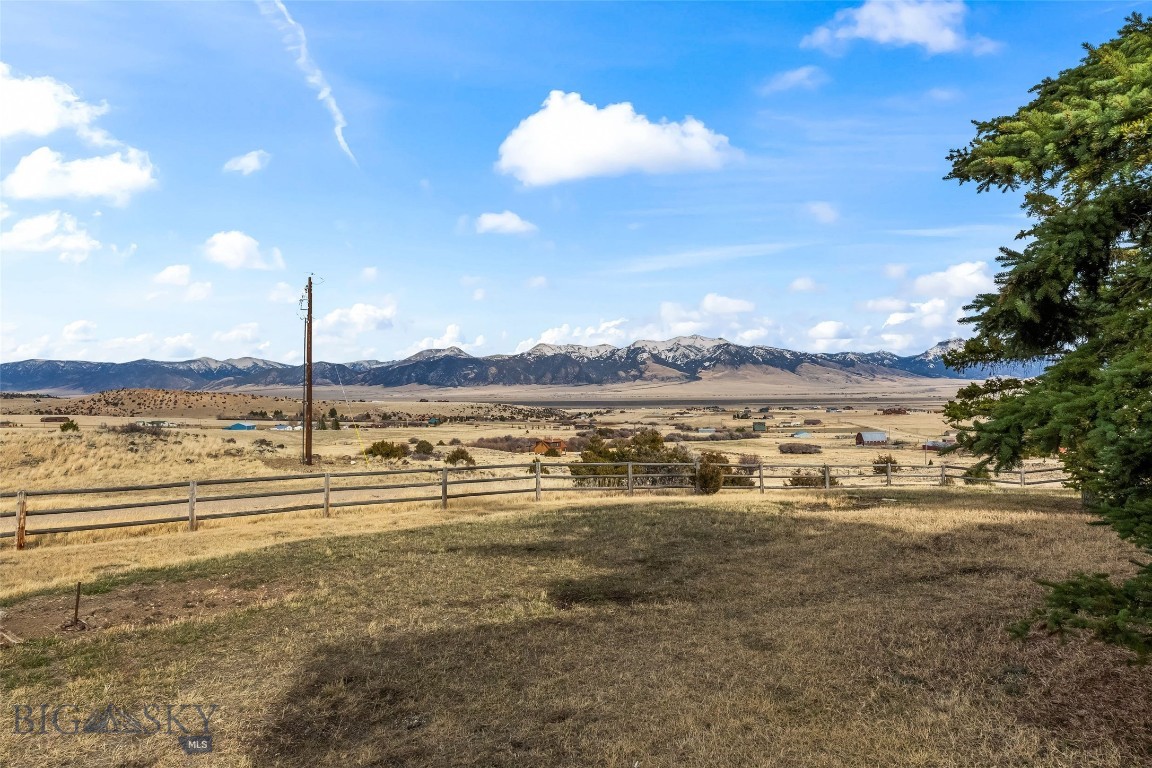 Shining Mountain Unit II - Residential