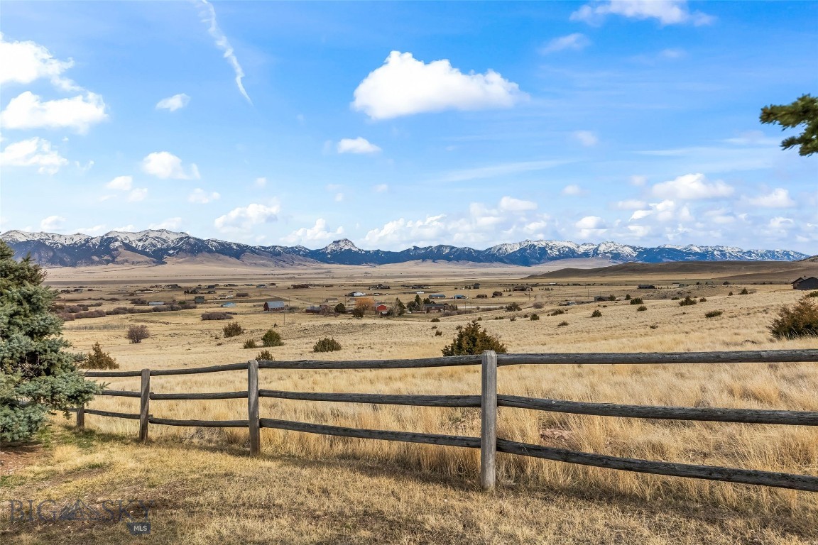 Shining Mountain Unit II - Residential