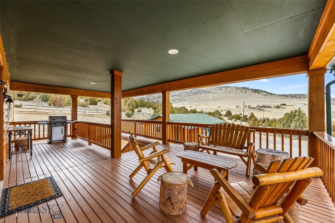 Shining Mountain Unit II - Residential