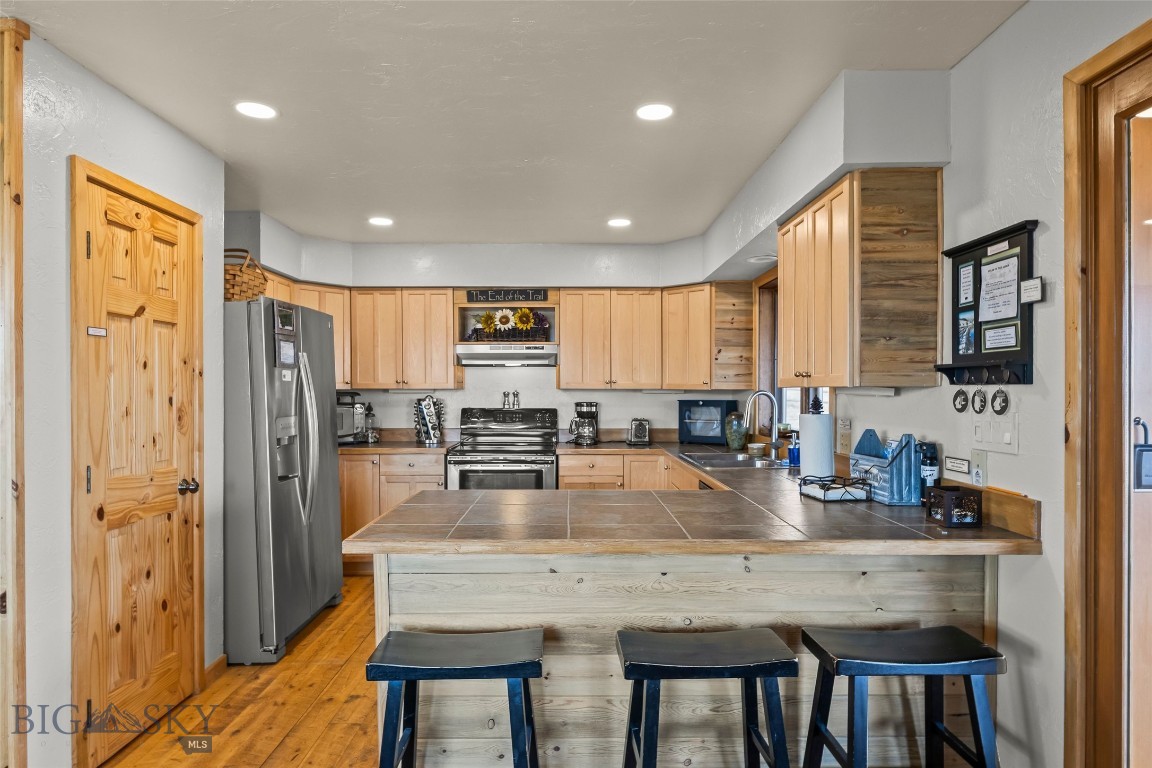 Shining Mountain Unit II - Residential