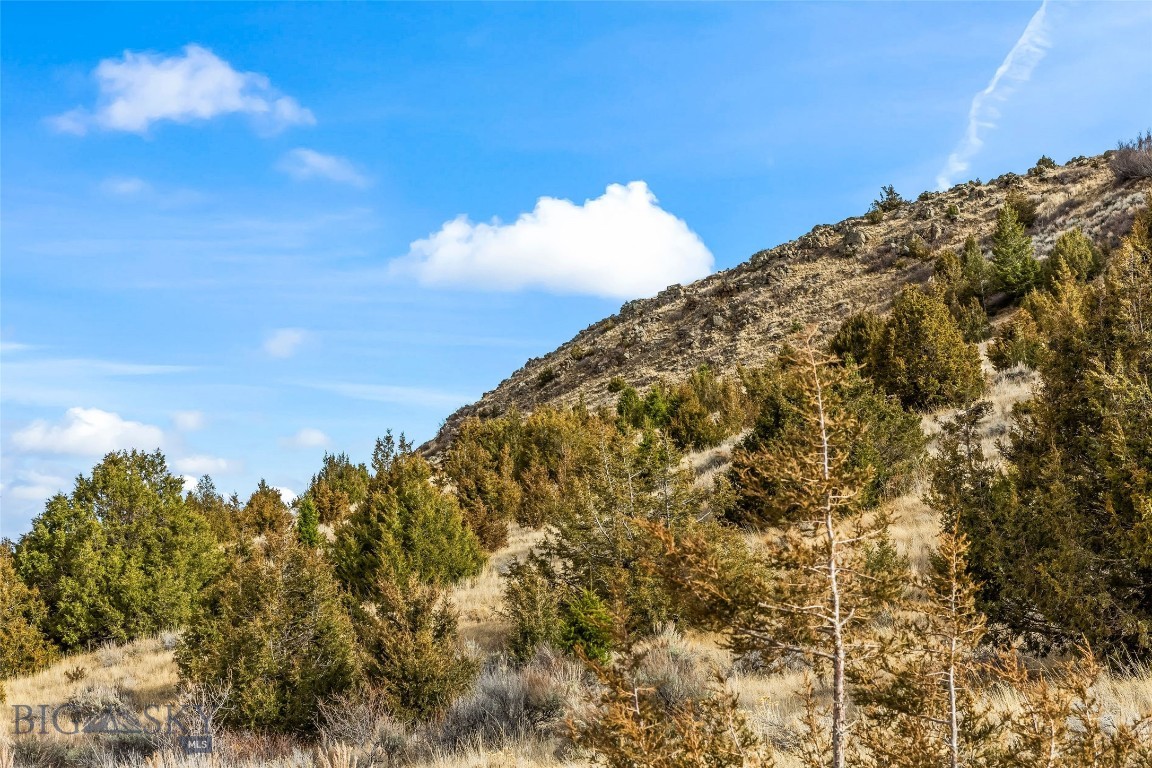 Shining Mountain Unit II - Residential