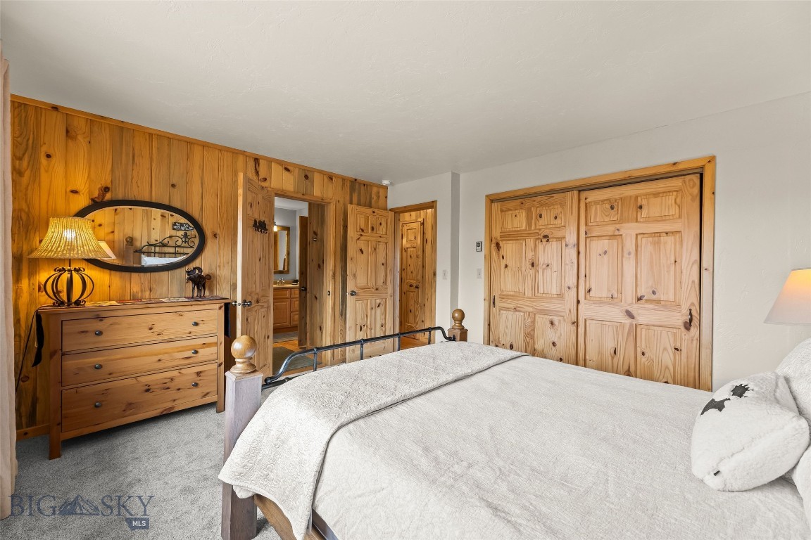 Shining Mountain Unit II - Residential