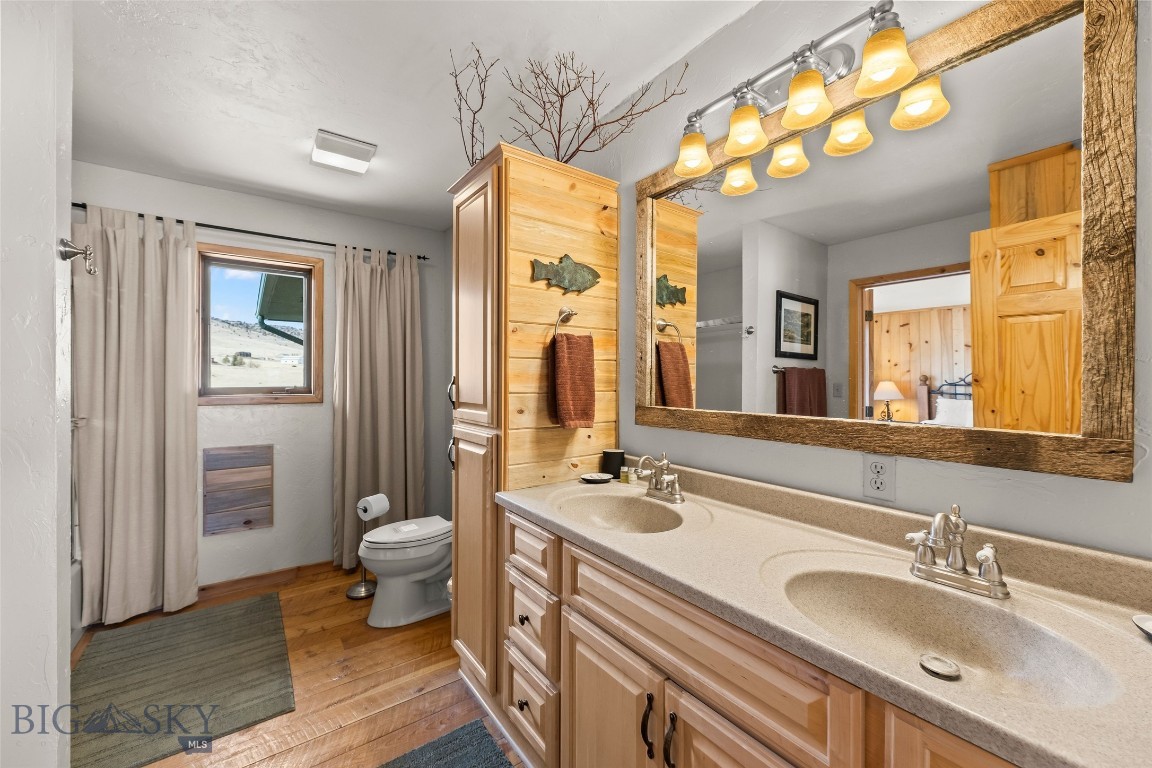 Shining Mountain Unit II - Residential