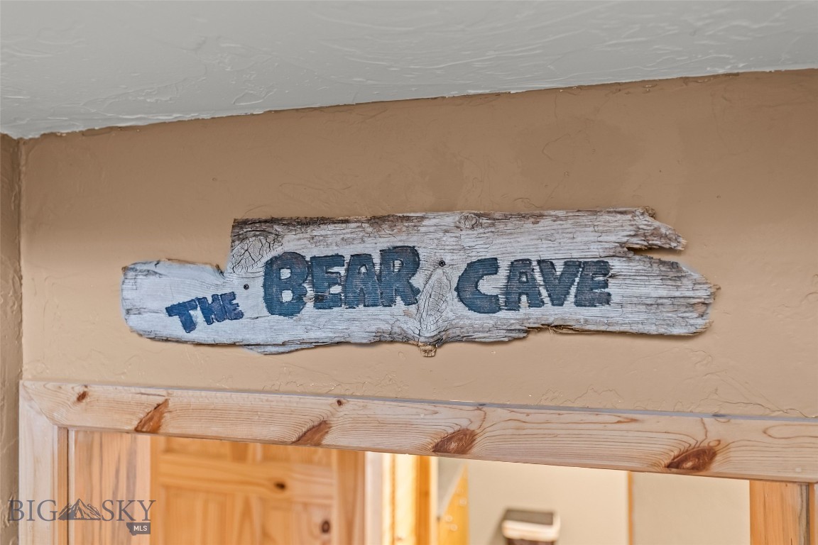 Shining Mountain Unit II - Residential