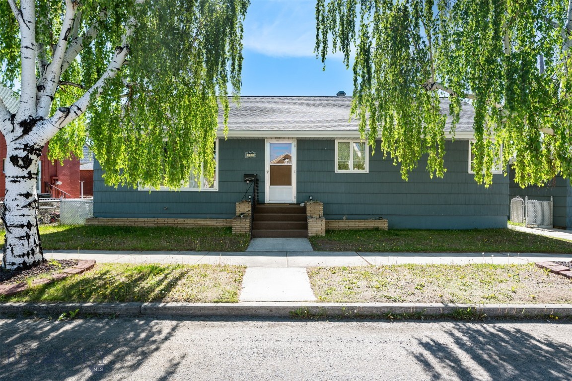 209 Spruce Street