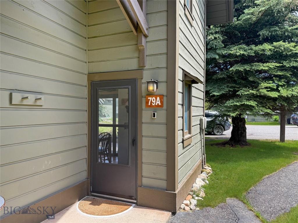 Yellowstone Condos - Residential