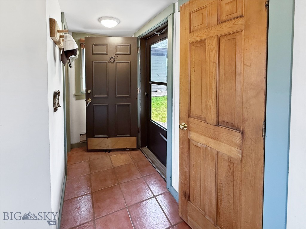 Yellowstone Condos - Residential