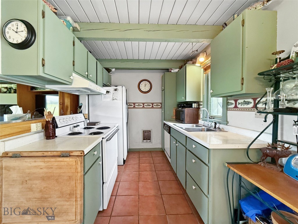 Yellowstone Condos - Residential