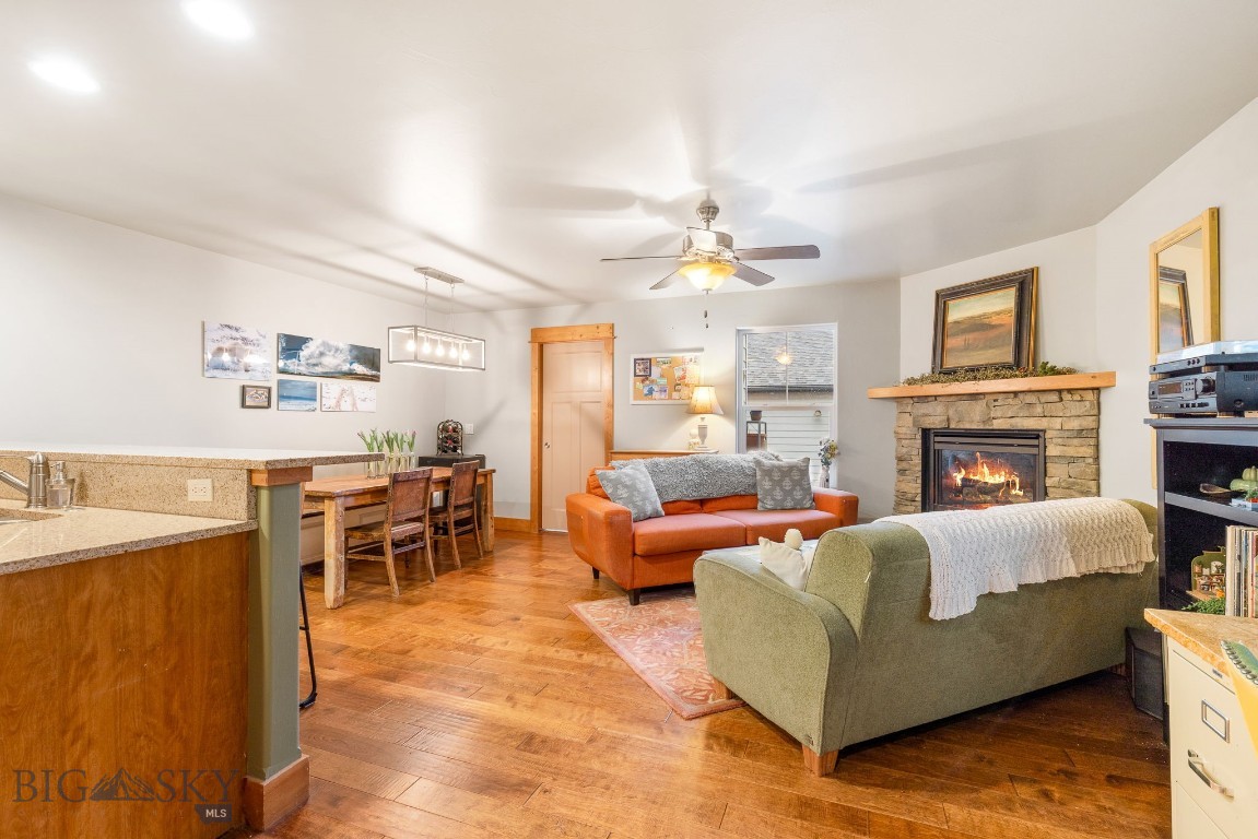 Oak Springs - Residential