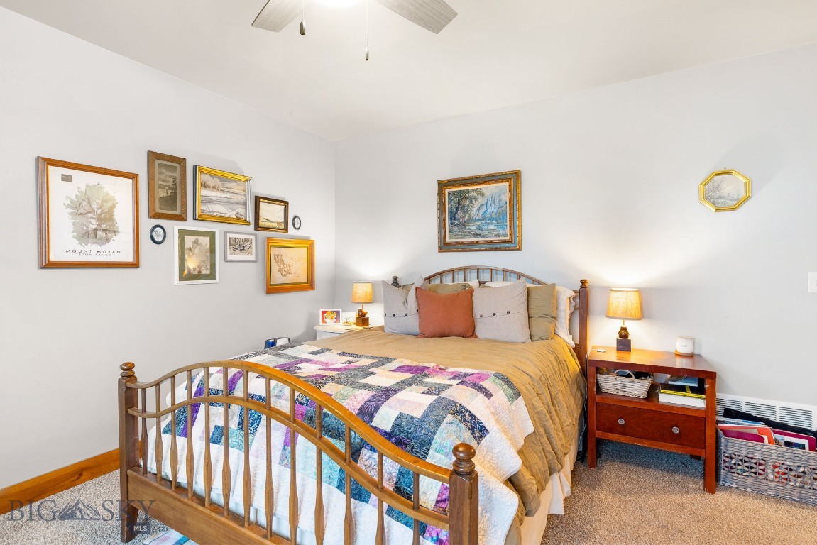 Oak Springs - Residential