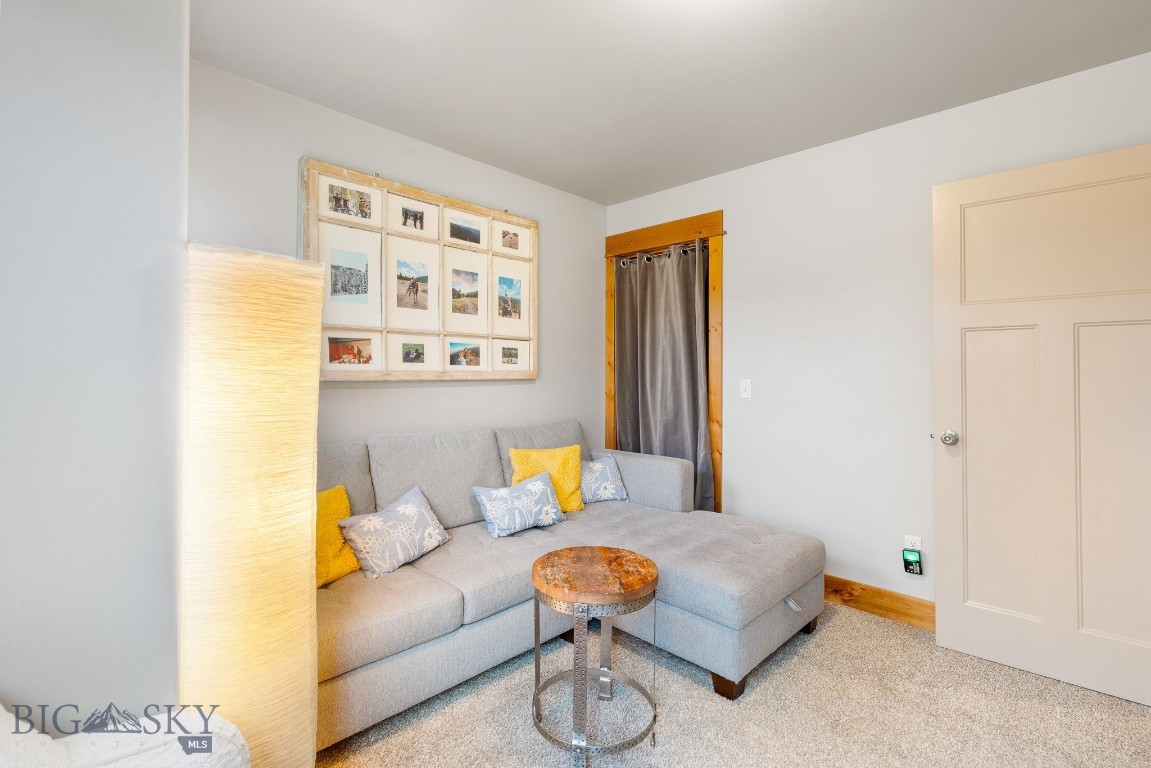 Oak Springs - Residential