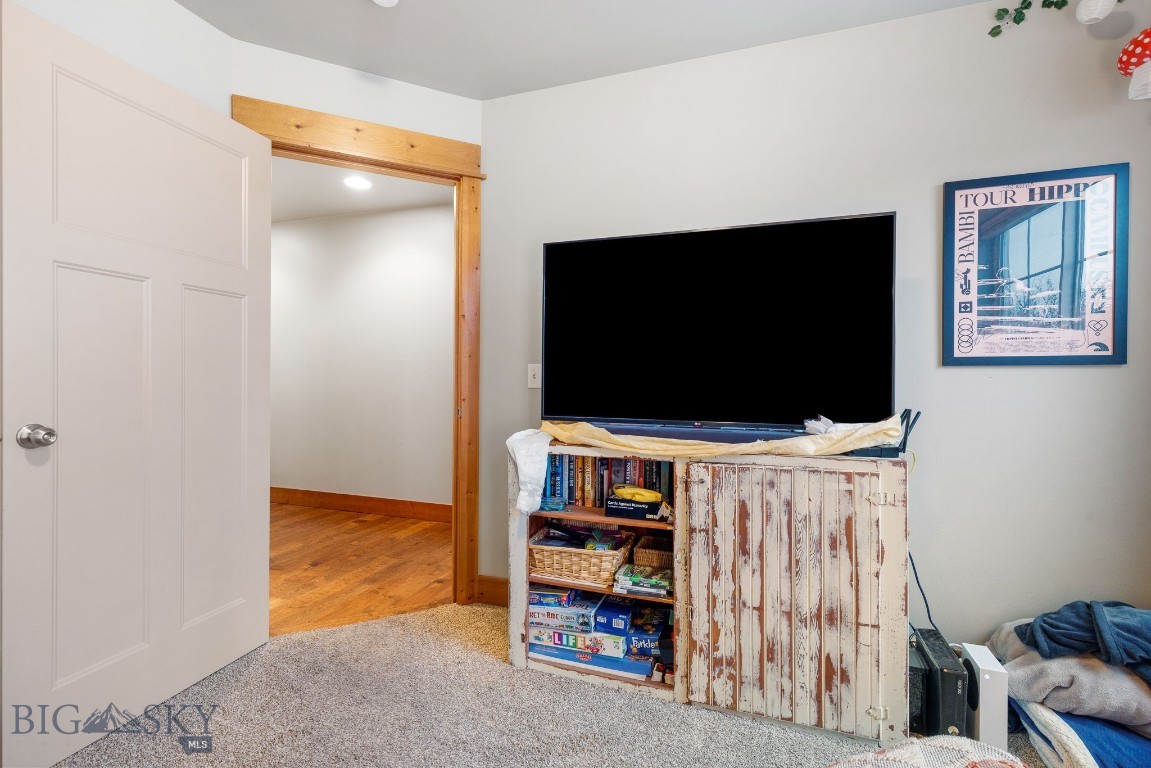 Oak Springs - Residential