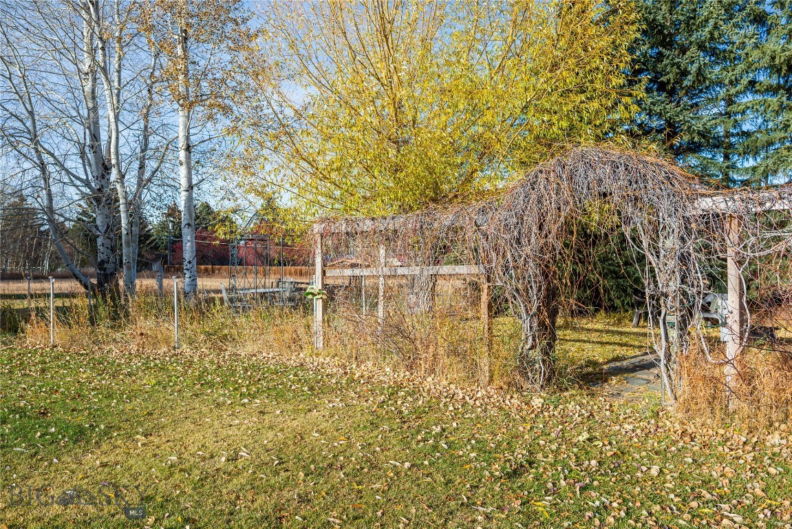 Unknown Lode - Residential