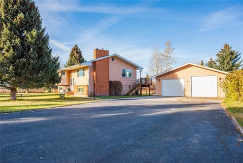 Photo of 815 Alpine Way, Bozeman, MT 59715 (MLS # 408755)