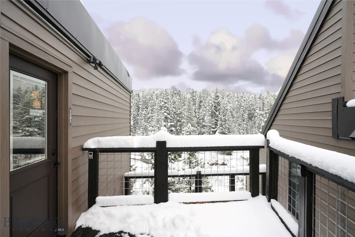 Hill Condos - Residential