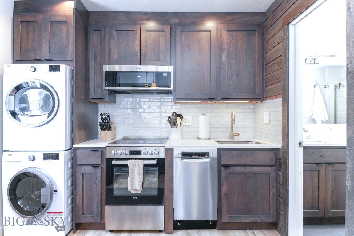 Hill Condos - Residential