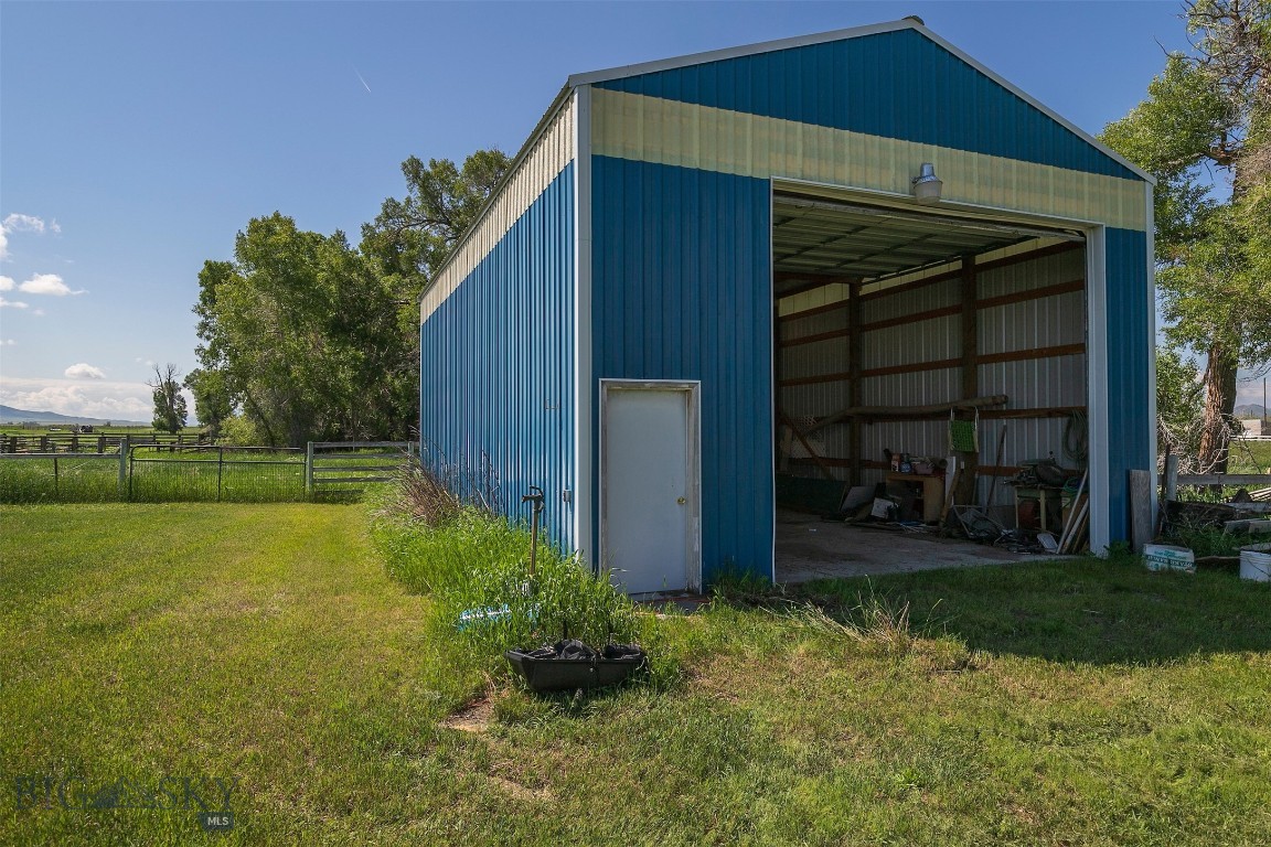 1275 Highway 91 S A