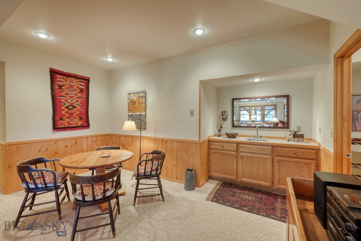 Sweetgrass Hill - Residential