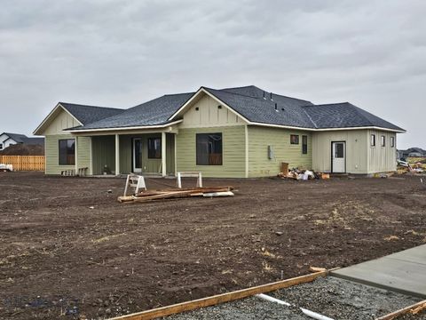 Photo of 2202 Oriole Drive, Belgrade, MT 59714 (MLS # 405483)