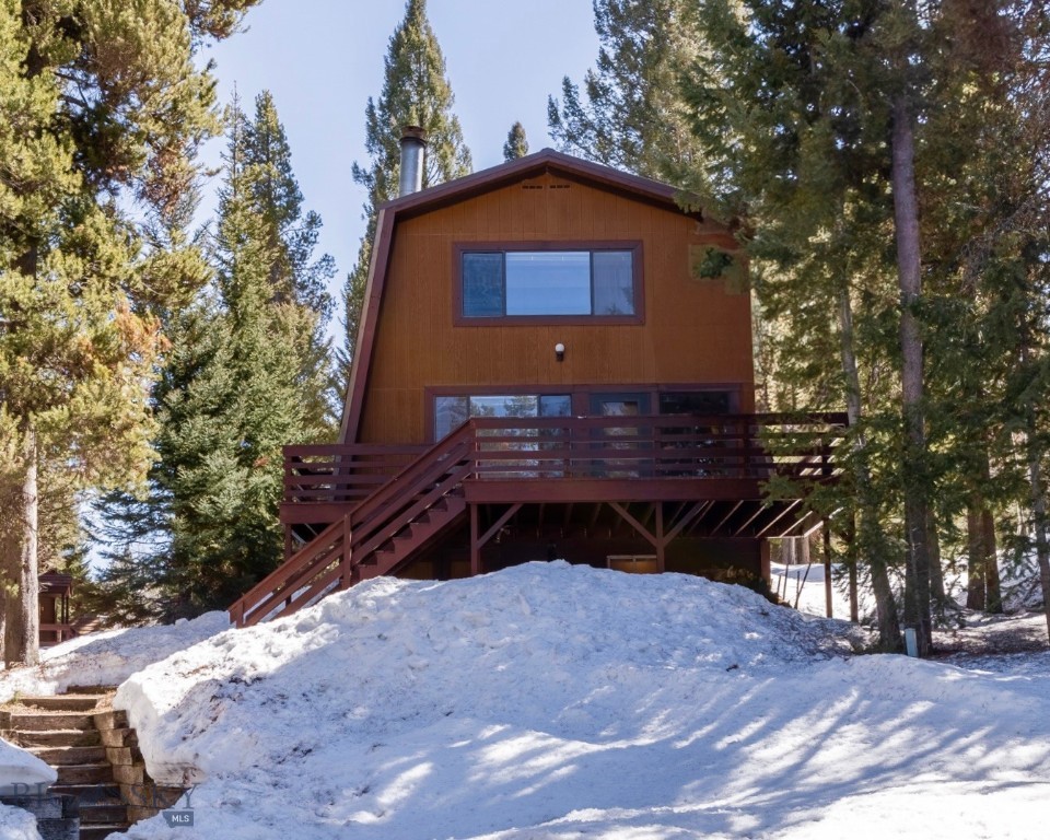 255 Fishermans Village Loop