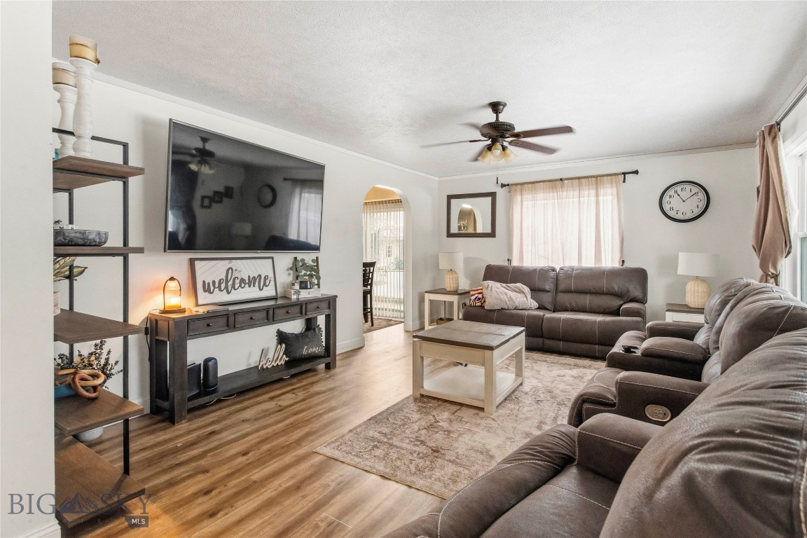 3541 Willoughby Avenue