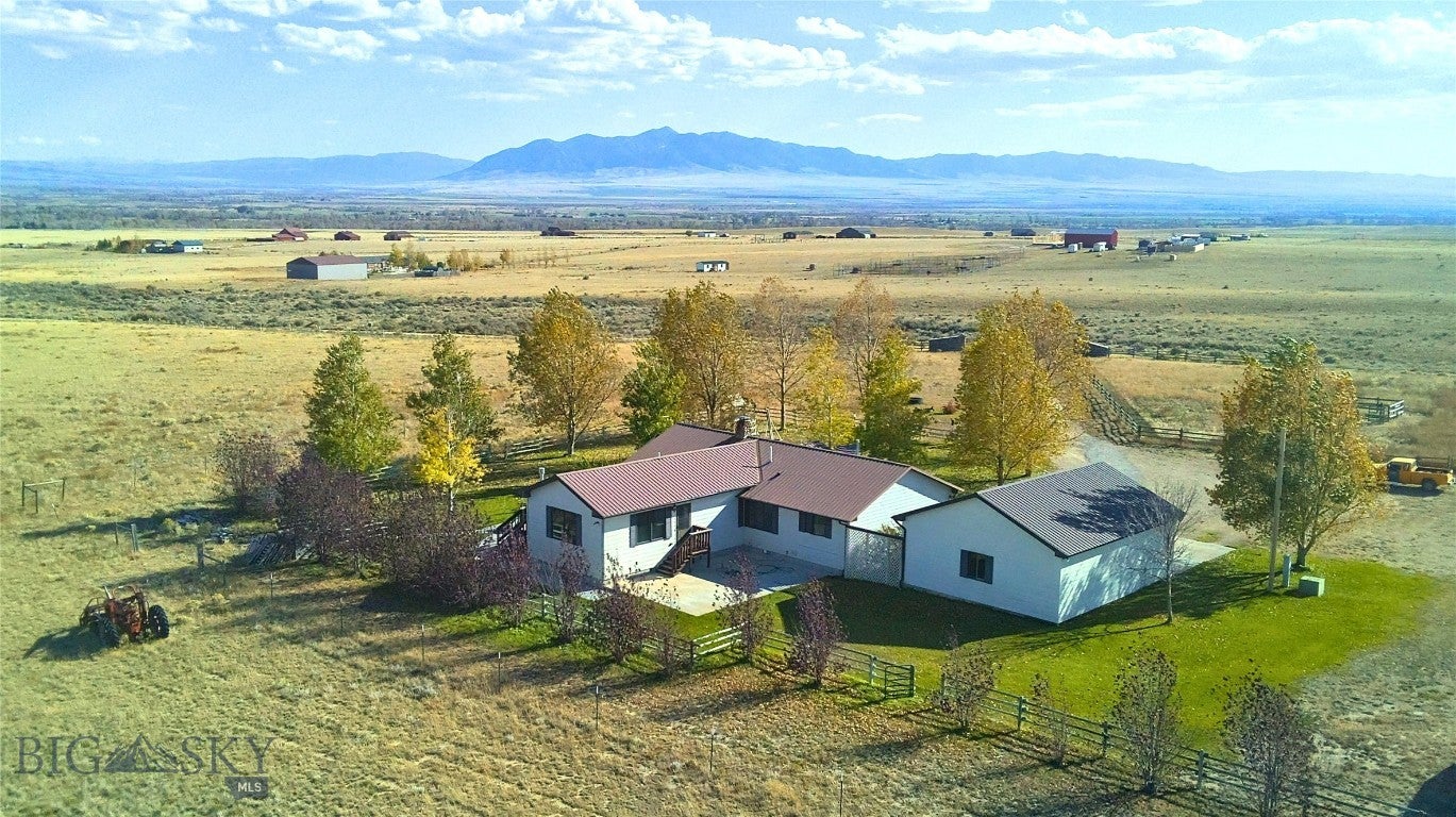 38 Sundust Lane
