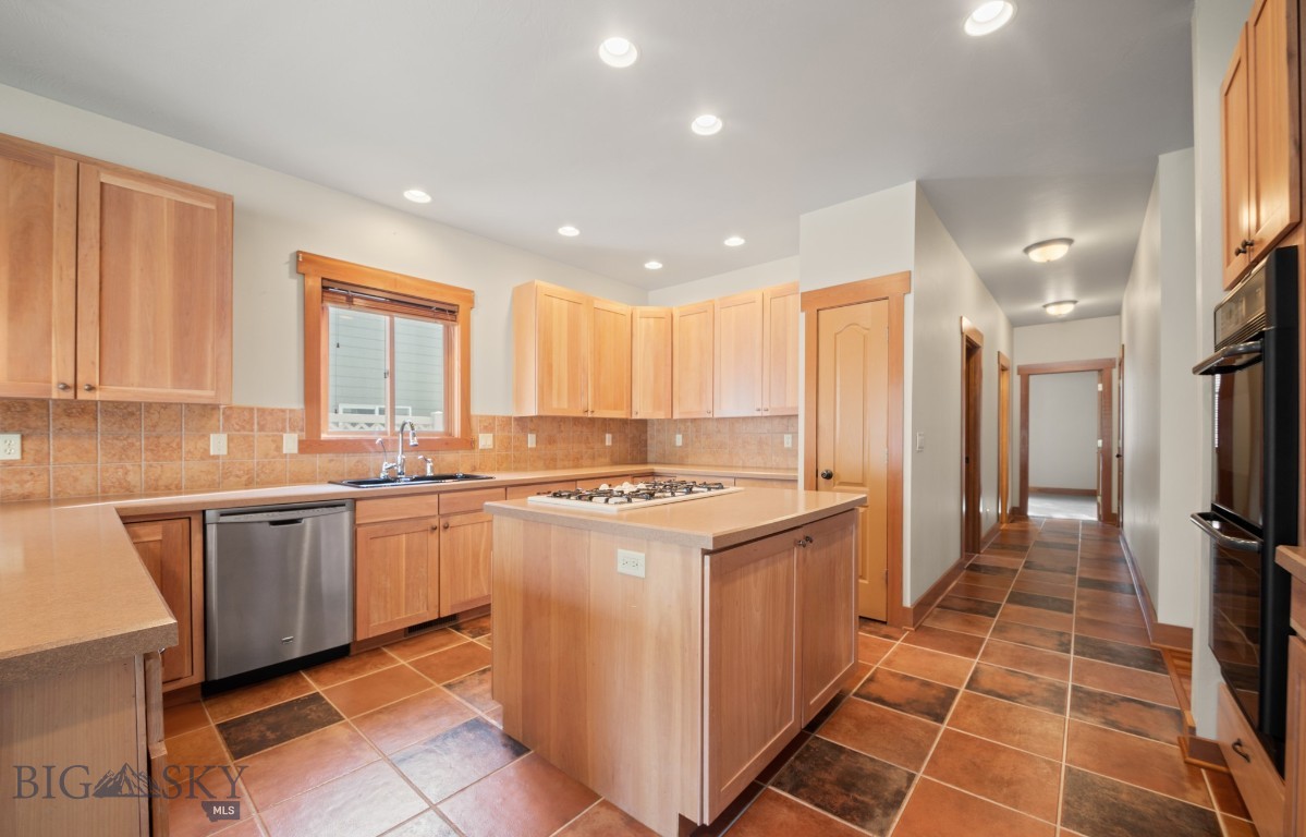 West Park Manor - Residential