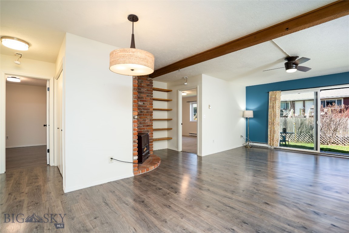 Maple Leaf Condo - Residential