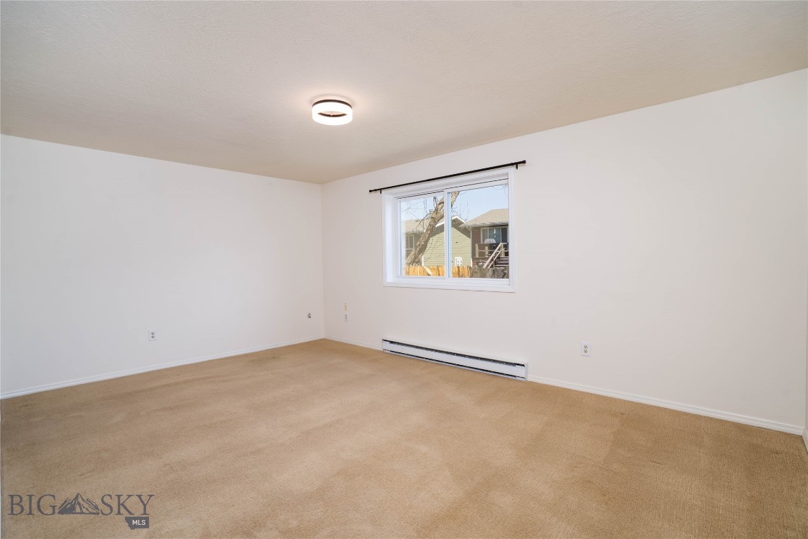 Maple Leaf Condo - Residential