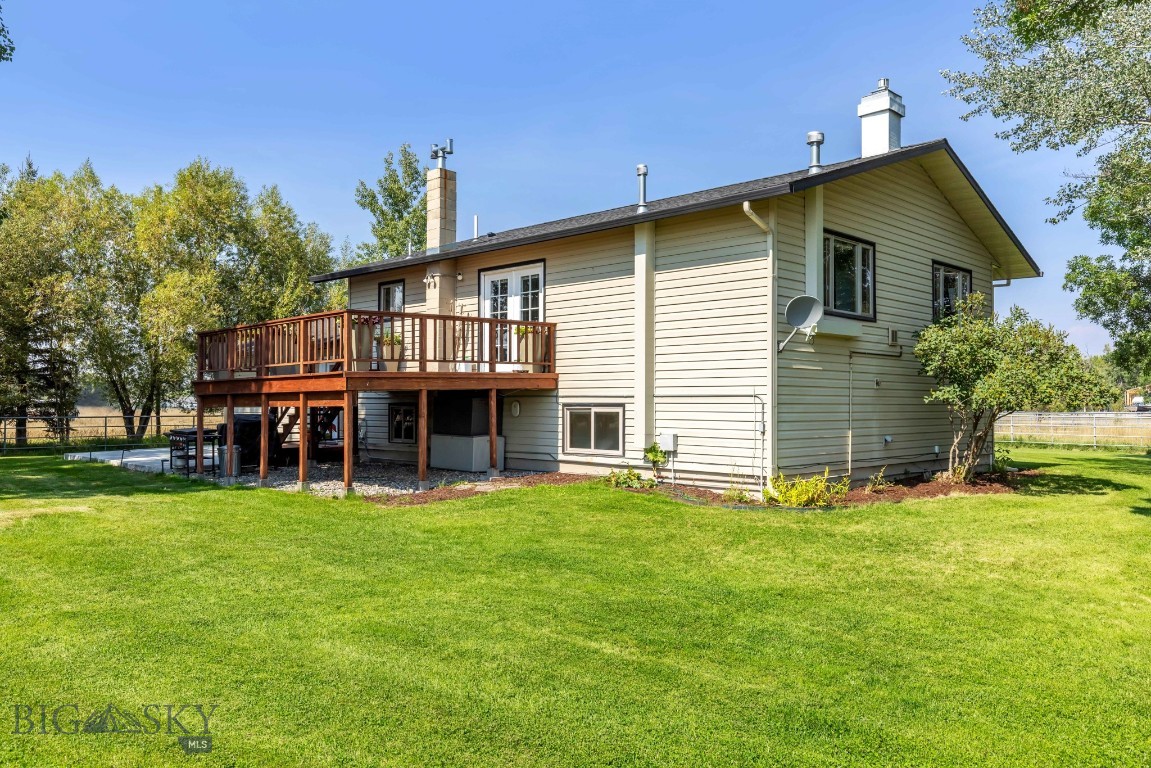 Manhattan, Montana 59741, United States, 5 Bedrooms Bedrooms, ,3 BathroomsBathrooms,Residential,Pending,204771