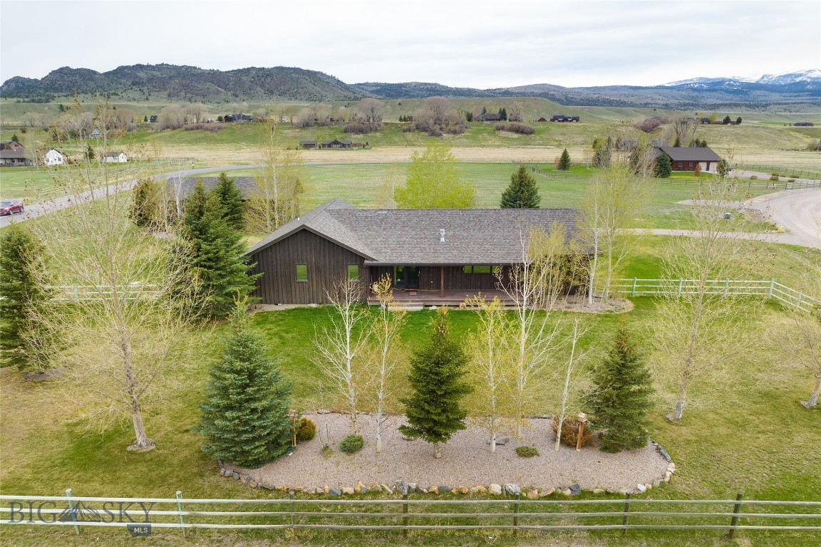 5 Killdeer Court