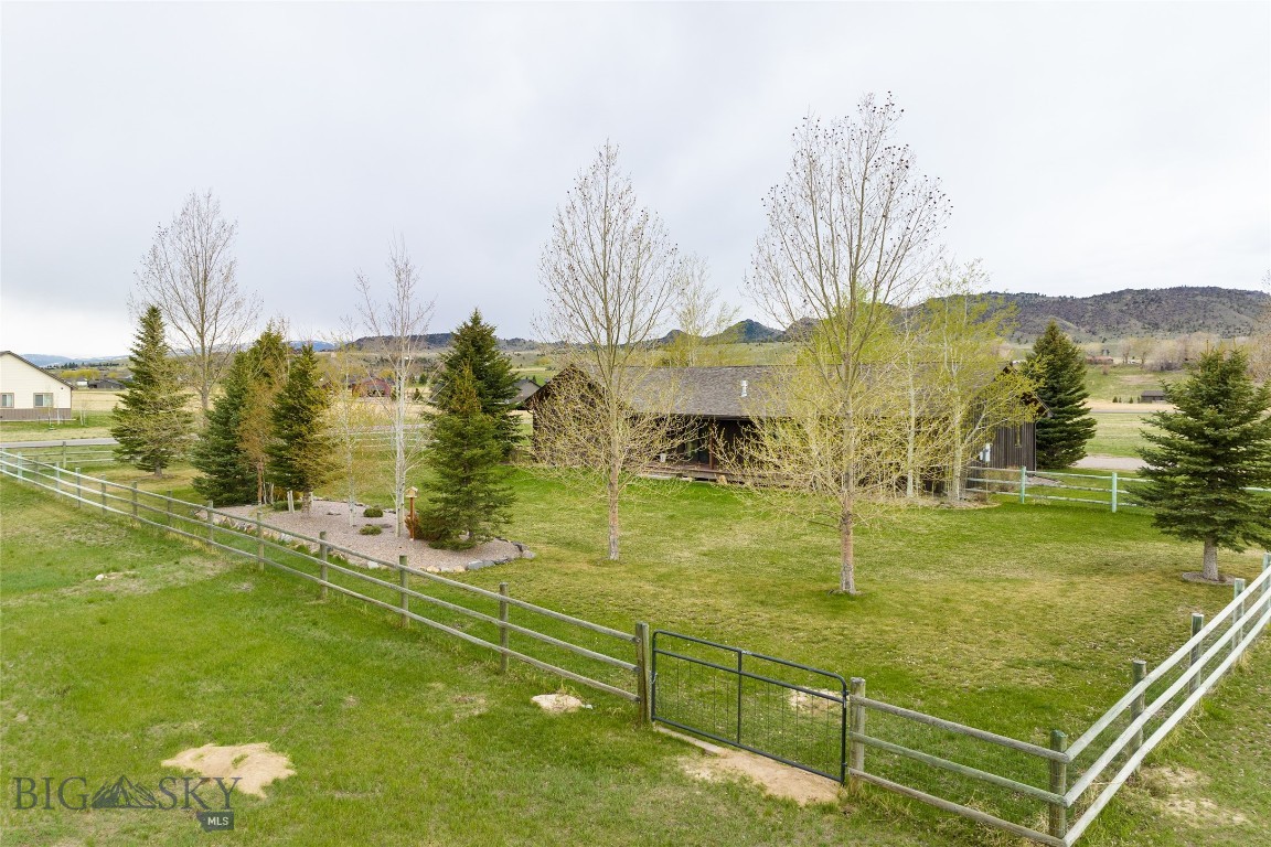 5 Killdeer Court