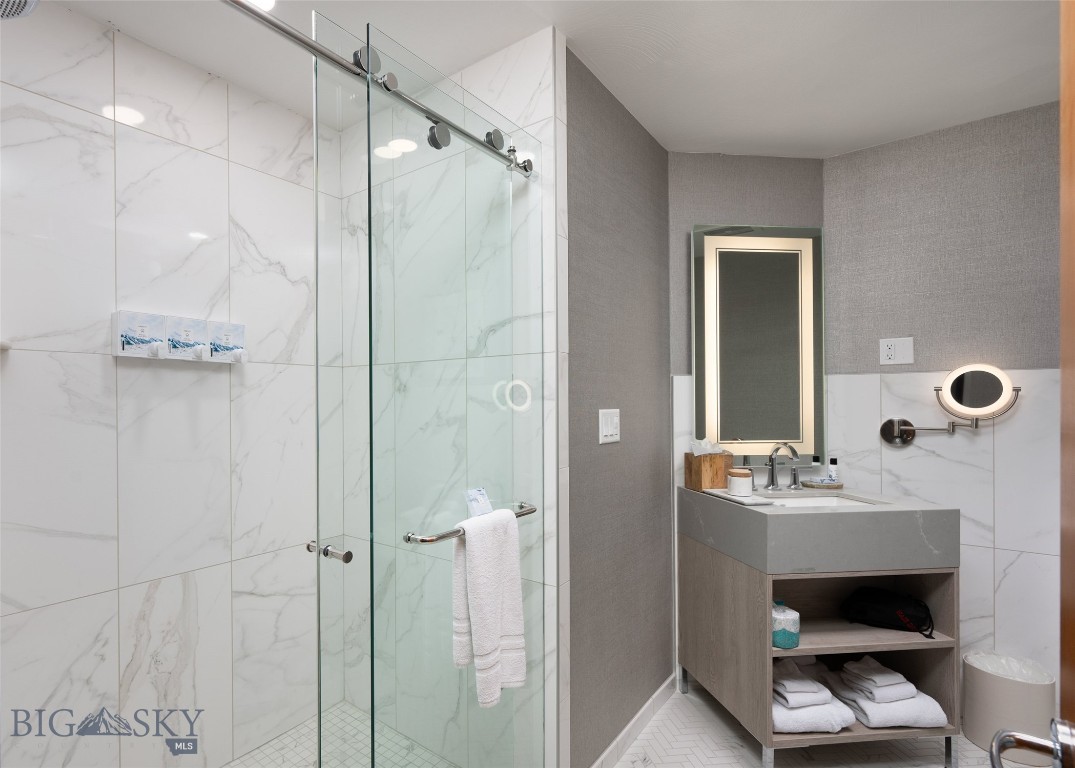 Summit Hotel Condo - Residential