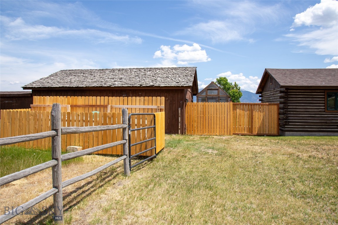 Antelope Meadows - Residential