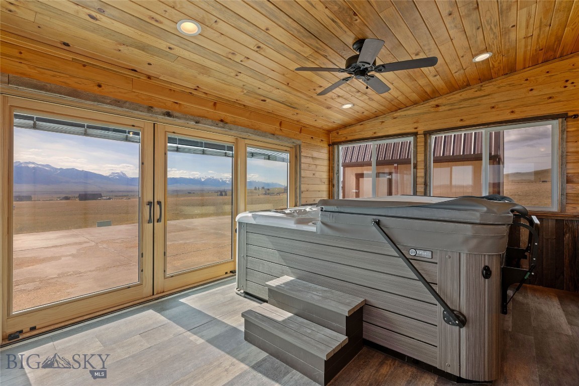 Virginia City Ranches - Residential